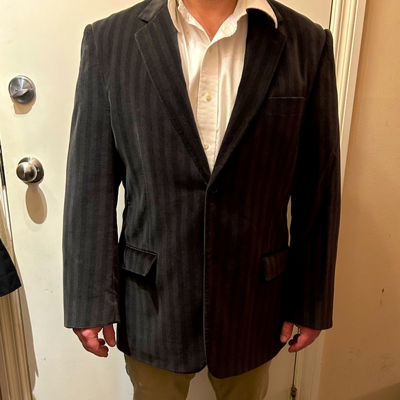 Men’s Suit Jacket - Picture 2 of 4